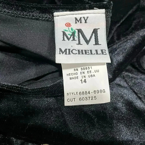 My Michelle Vintage Y2K Black Velvet White Daisy Lace‎ Trim Size 14 - Picture 7 of 7